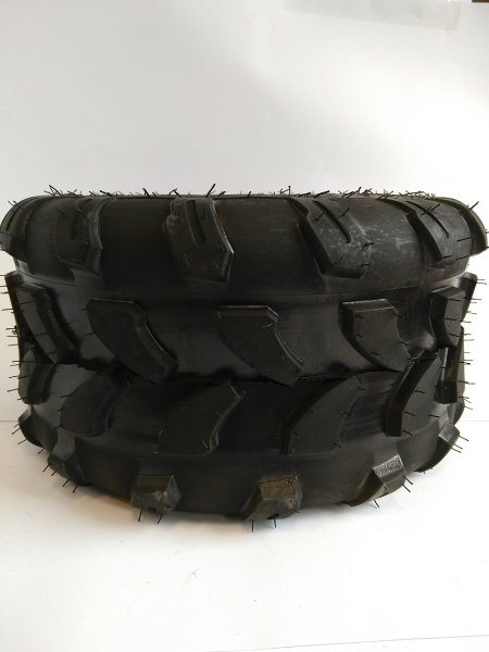 Quadreifen 8 Zoll 18x9,5-8 hinten
