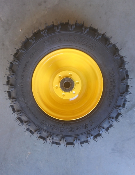 Reifen mit Felge vorne für Kindertraktor 110ccm