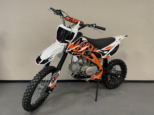 Dirtbike Kayo TT125  4 Takt  Jugendmotocross